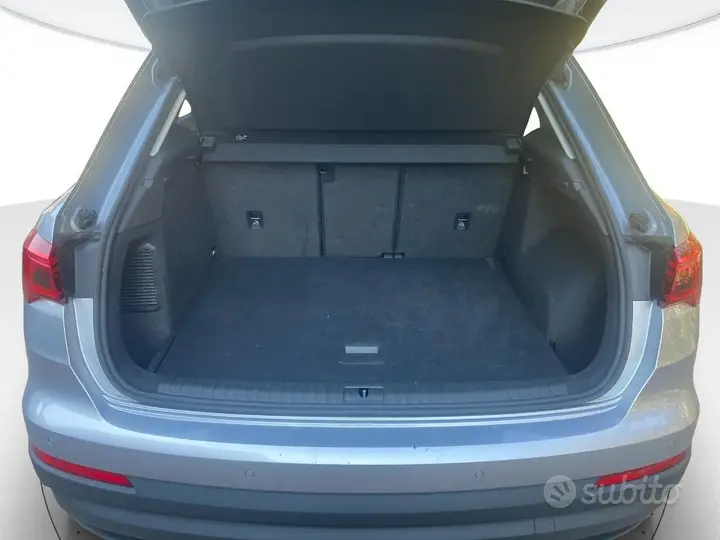 Audi Q3 2022 photo 4