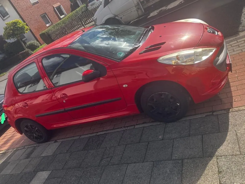 Peugeot 206