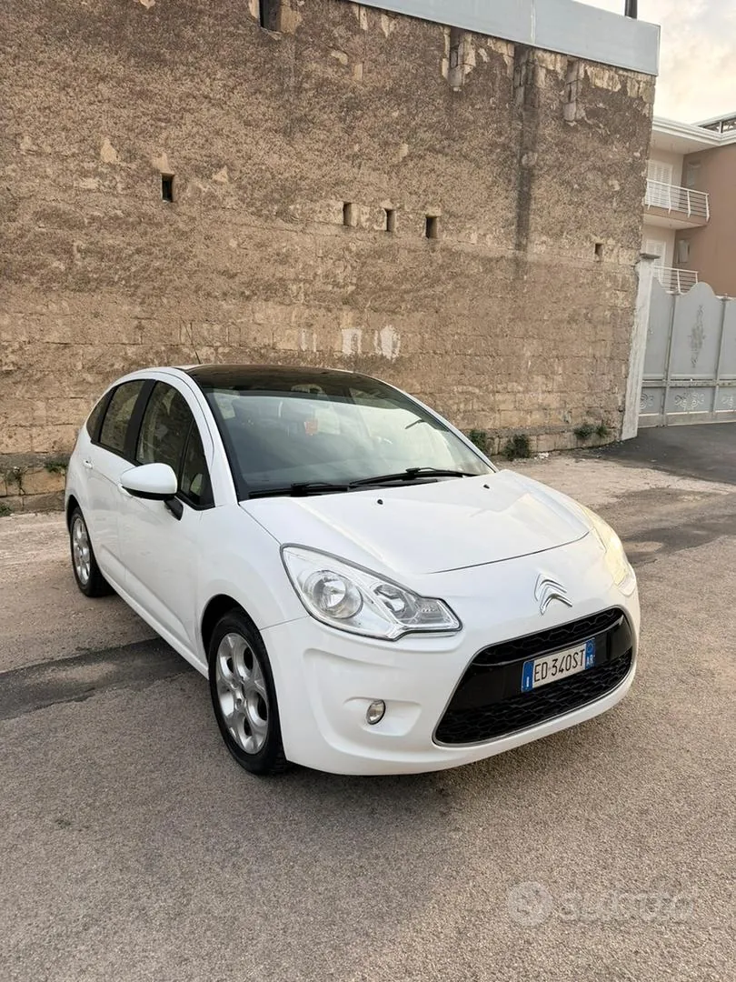 Citroen C3 2011 photo 2