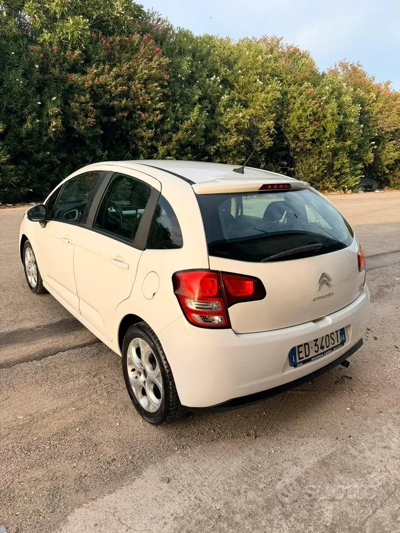 Citroen C3 2011 photo 4
