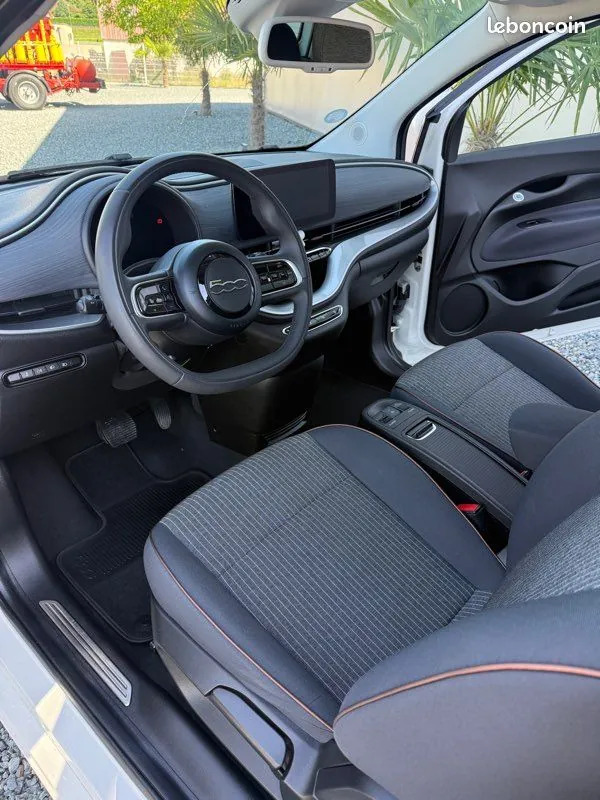 Fiat 500 2022 photo 2