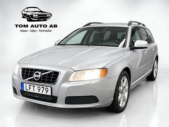 Volvo V70 2011 photo 2