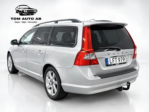Volvo V70 2011 photo 3