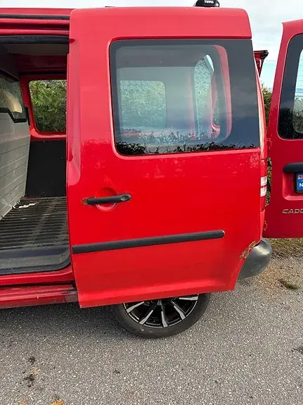 Volkswagen Caddy 2010 photo 2