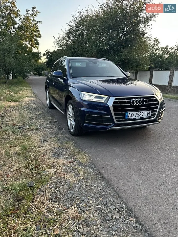 Audi Q5 2017 photo 2