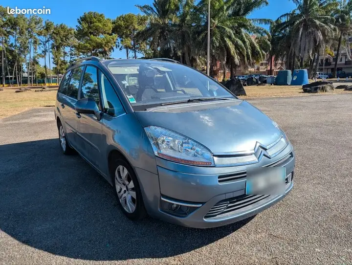 Citroen C4 Picasso 2010 photo 2