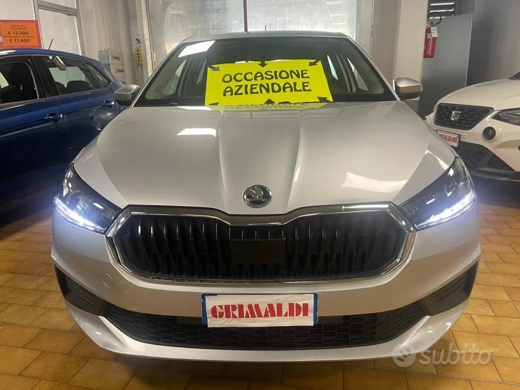 Skoda Fabia 2023 photo 2