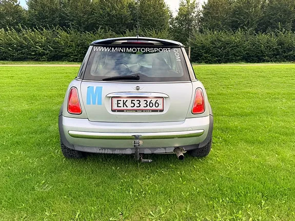 Mini One 2003 photo 5