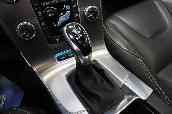 Volvo V60 2016 photo 4