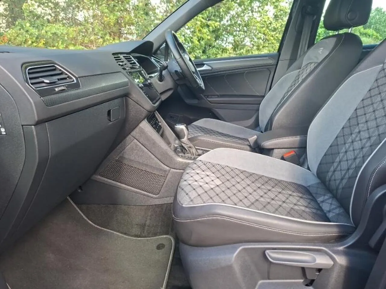 Volkswagen Tiguan 2023 photo 5