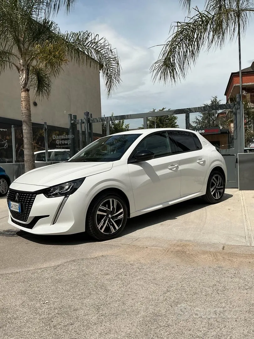 Peugeot 208 2021 photo 3