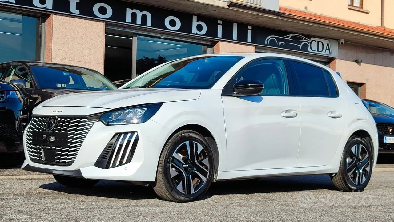 Peugeot 208