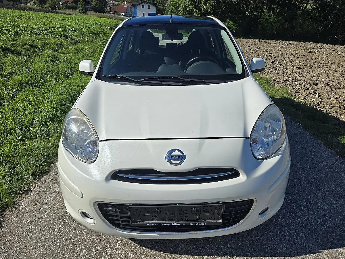 Nissan Micra 2012 photo 2