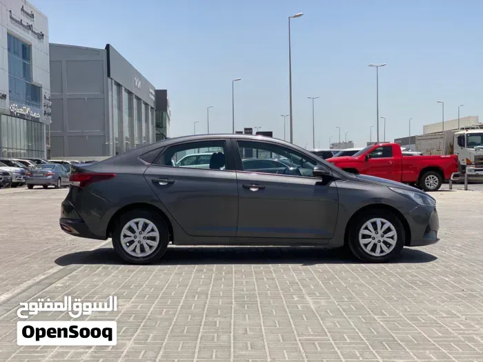 Hyundai Accent 2023 photo 4