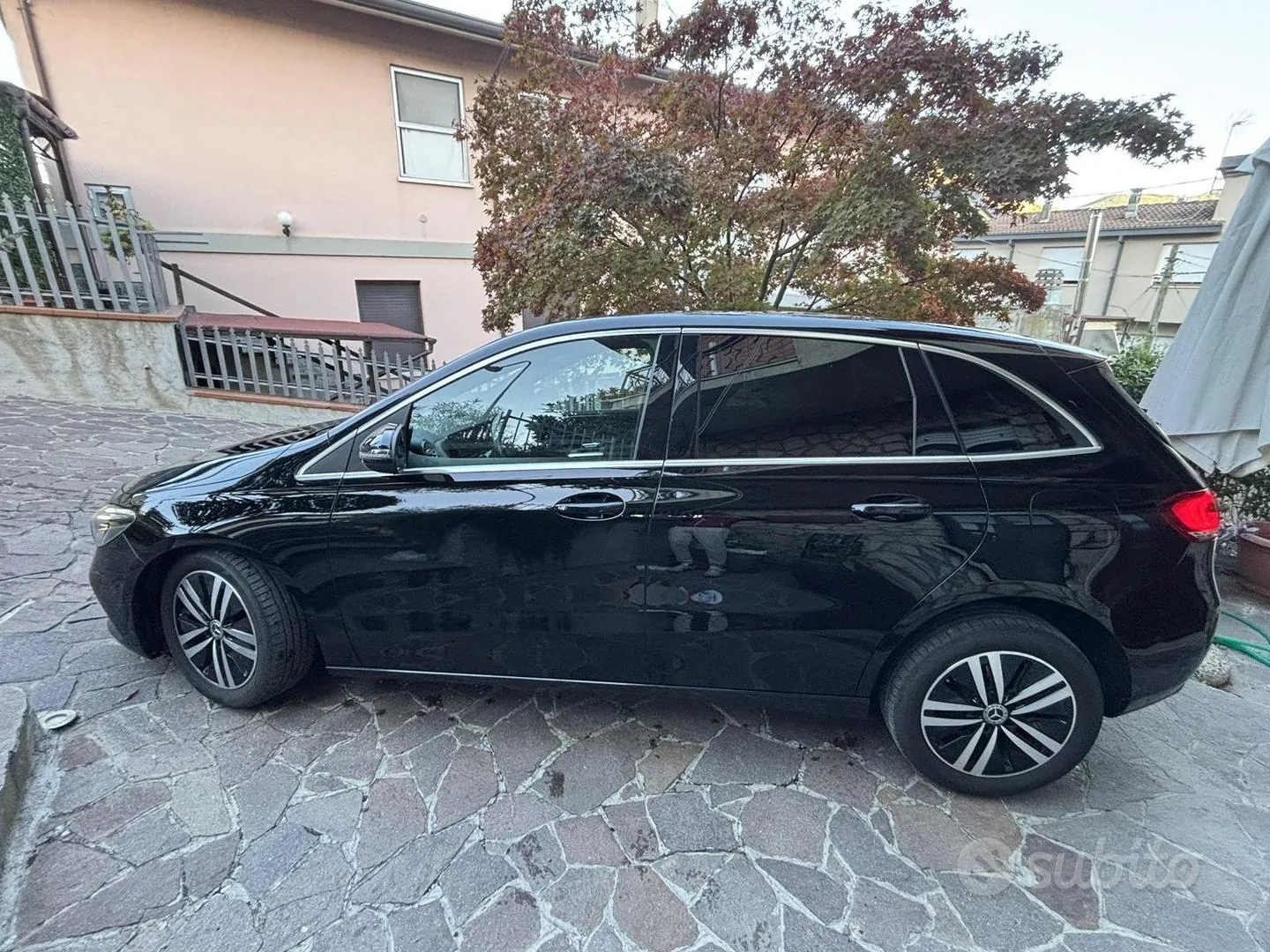 Mercedes-Benz B-Class 2019 photo 3