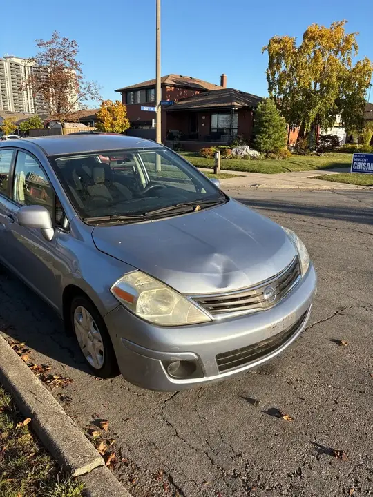 Nissan Versa
