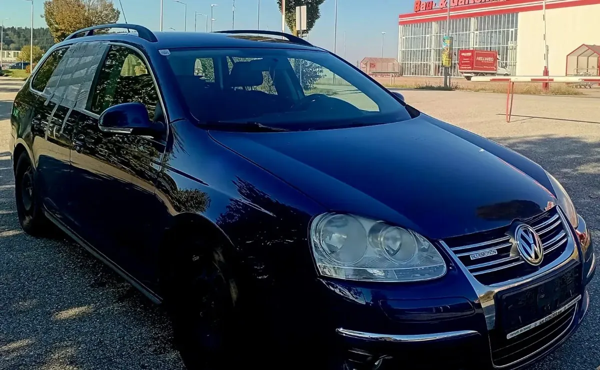 Volkswagen Golf 2009 photo 3
