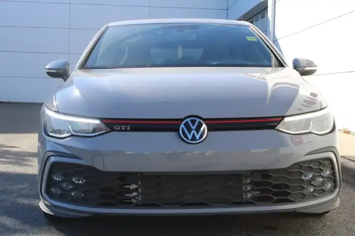 Volkswagen Golf Gti 2023 photo 3