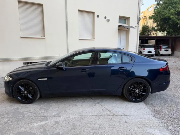Jaguar Xf