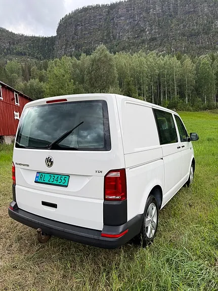 Volkswagen Transporter 2018 photo 4