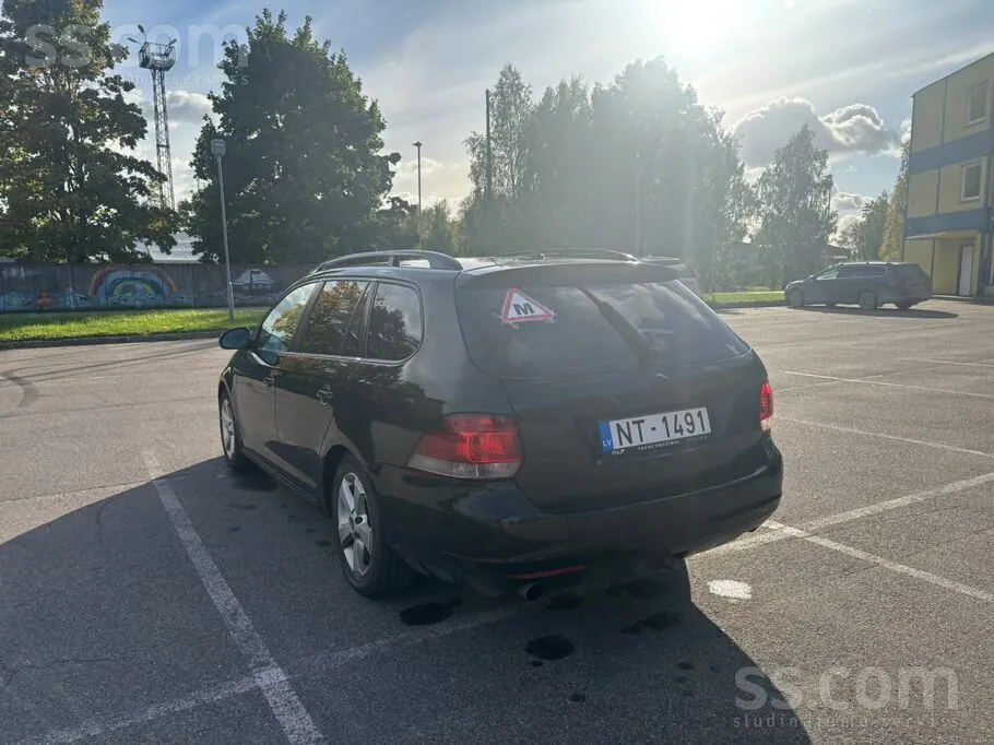Volkswagen Golf 6 2012 photo 2