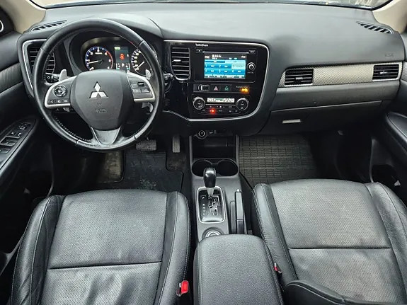 Mitsubishi Outlander 2014 photo 5