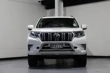 Toyota Land Cruiser Prado 2019 photo 3
