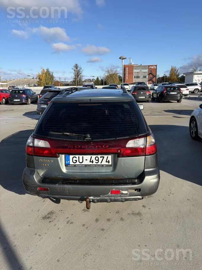 Subaru Legacy Outback 2003 photo 4