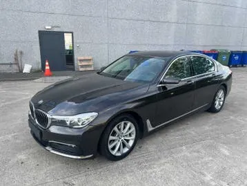 BMW 7 Series 2016 photo 2
