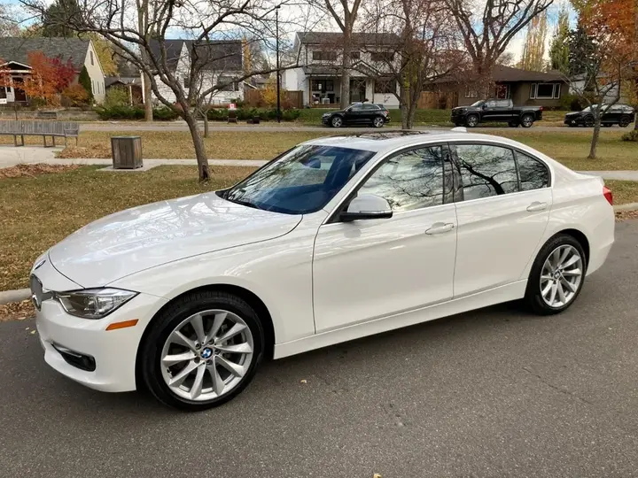 BMW 328I