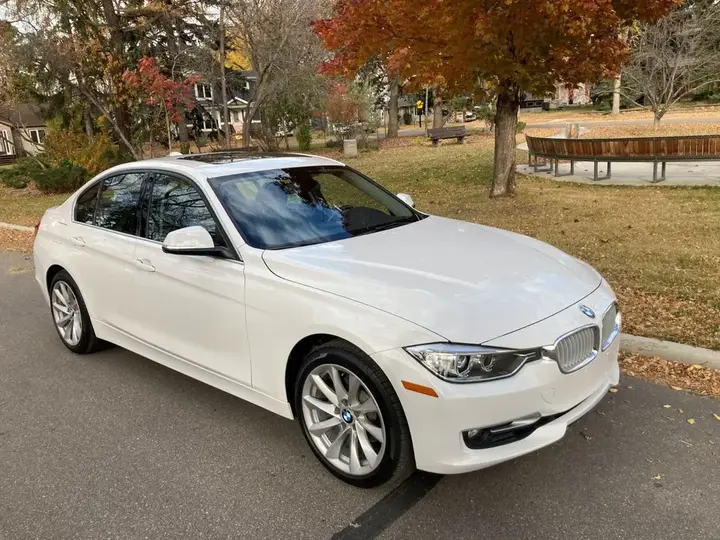 BMW 328I 2014 photo 3