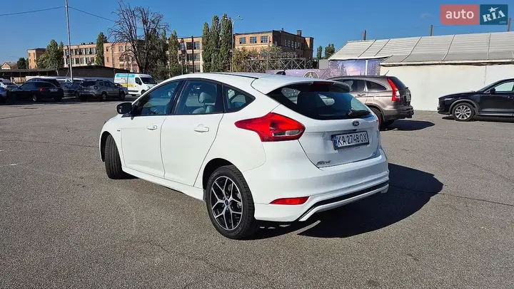 Ford Focus 2015 photo 4