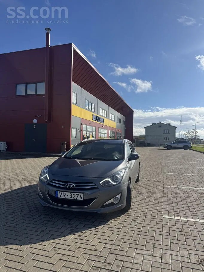 Hyundai I40 2012 photo 2