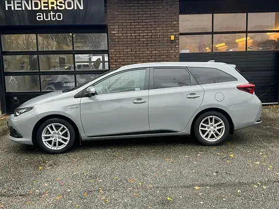 Toyota Auris 2018 photo 4