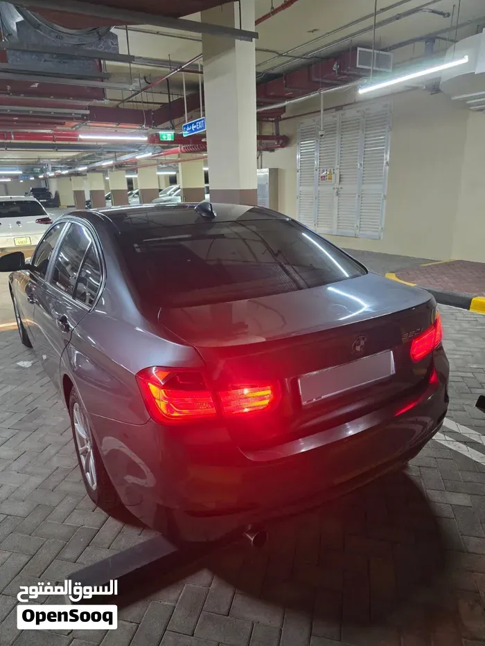 BMW 320I