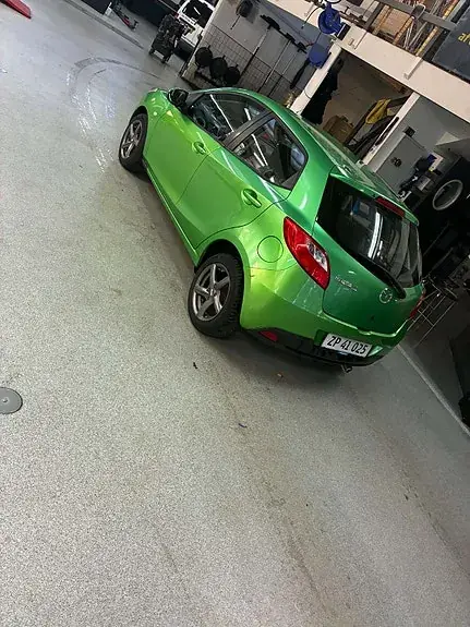 Mazda 2 2008 photo 4