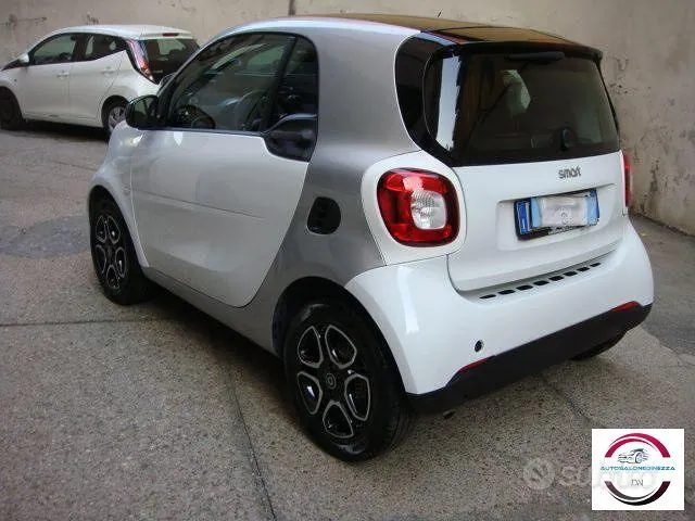 Smart Fortwo 2019 photo 4