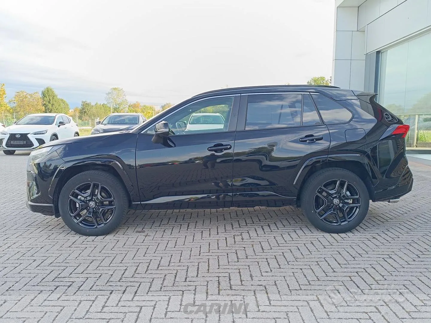 Toyota Rav4 2024 photo 2