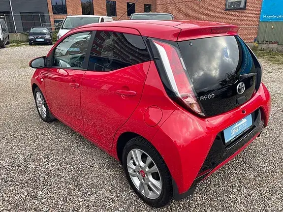 Toyota Aygo 2018 photo 2