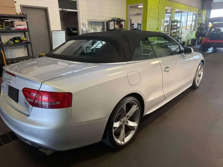 Audi A5 2011 photo 5