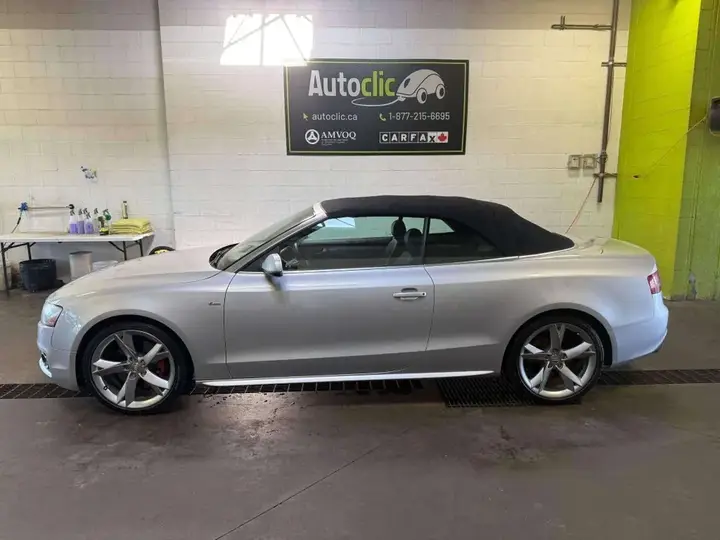 Audi A5 2011 photo 2