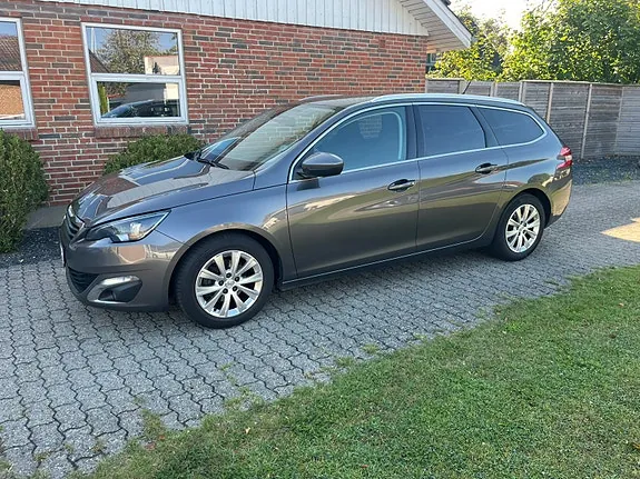 Peugeot 308 2016 photo 2