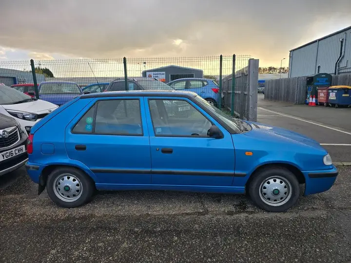 Skoda Felicia 1998 photo 2