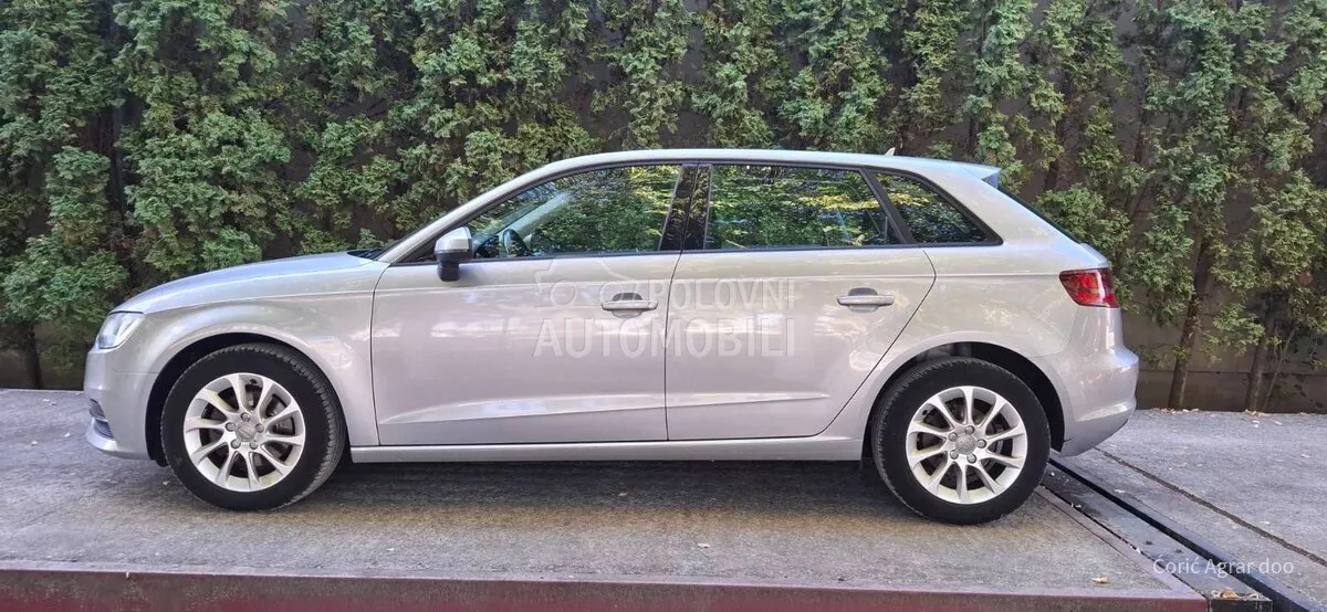 Audi A3 2015 photo 4