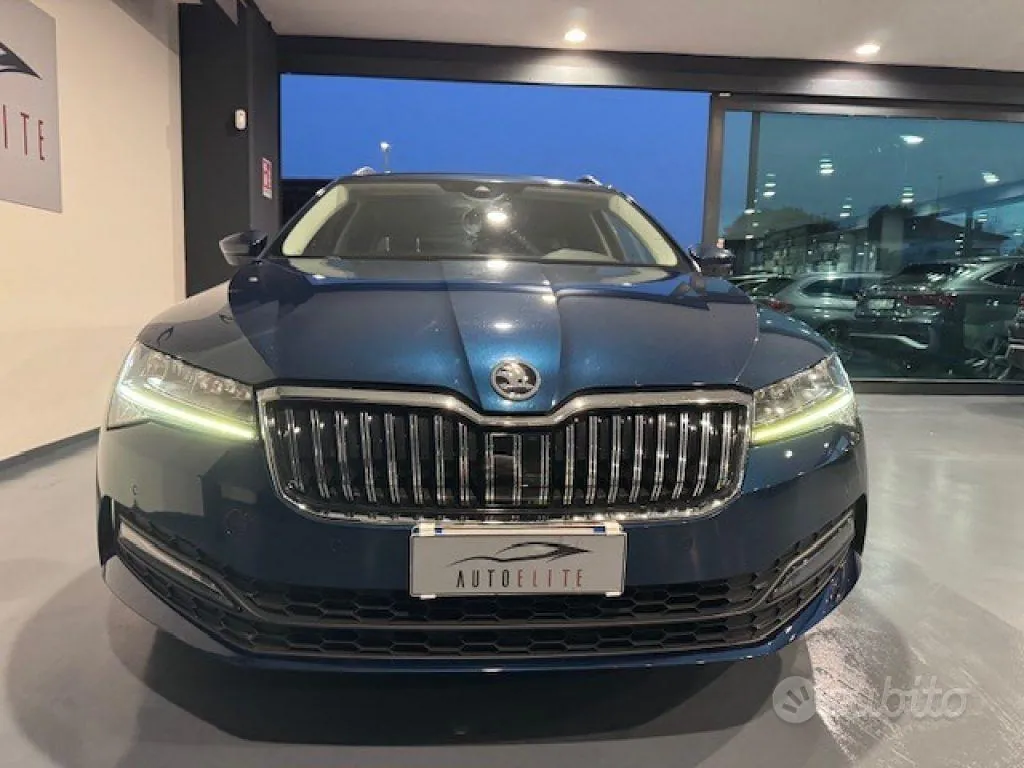 Skoda Superb 2021 photo 3