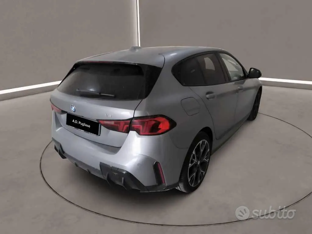 BMW 1 Series 2025 photo 5