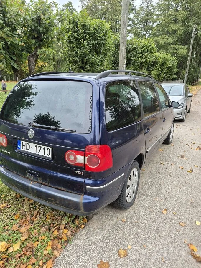 Volkswagen Sharan 2005 photo 4