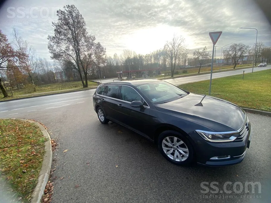 Volkswagen Passat 2019 photo 2