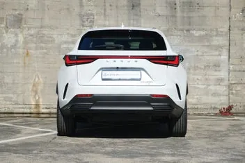 Lexus Nx 450H+ 2025 photo 3