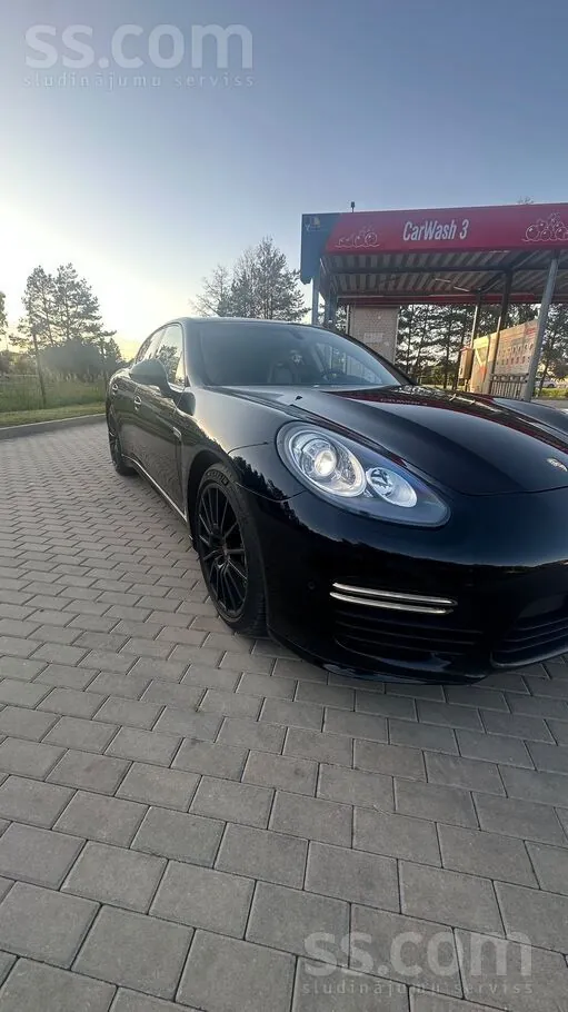 Porsche Panamera 2016 photo 3